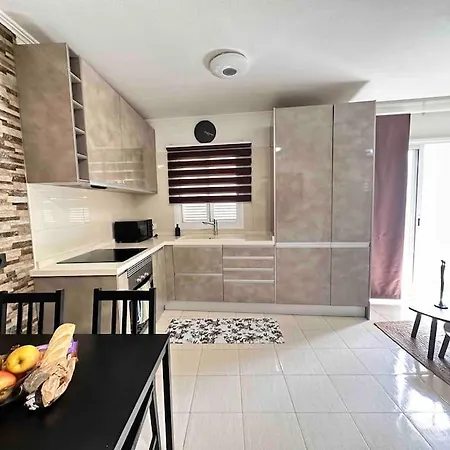 Apartment The Garden Of The Sea: Wonderful Coves And Unforgettable Sunsets Los Abrigos